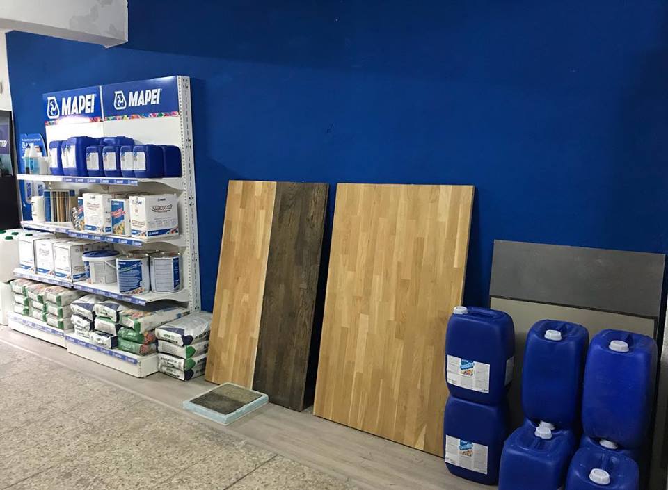 Decobraz, distribuidor oficial de MAPEI